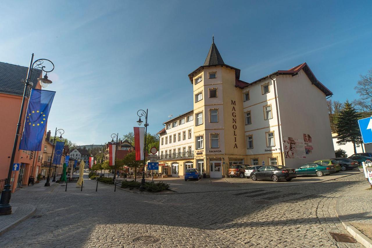 Hotel Magnolia Świeradów-Zdrój Esterno foto
